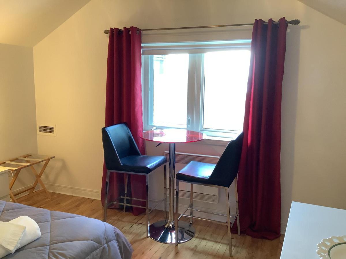 Les Saisons Du Fleuve Bed & Breakfast Lotbiniere Bagian luar foto
