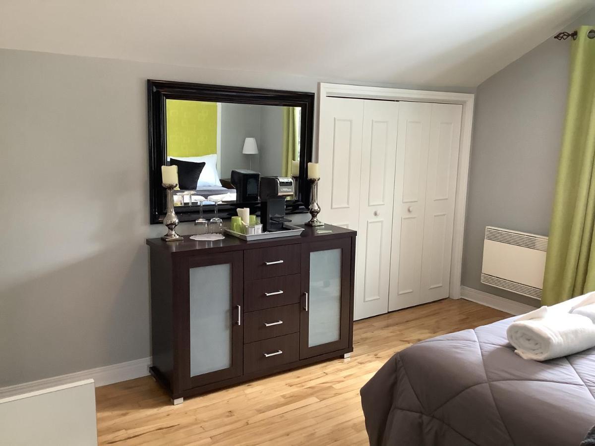 Les Saisons Du Fleuve Bed & Breakfast Lotbiniere Bagian luar foto